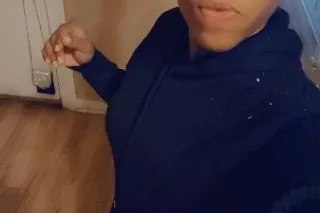 Pretty Petite... Juicy Peach 🍑... - Image 1