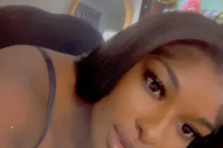 💯YOUNG✅💯PRETTY 🧲 NAUGHTY 🤪 Exo... - Image 3