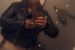 Daddy come give this tight pussy power!! - Image 6