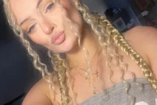 come hangout with me😜 - Image 5