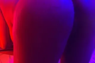 tall sexy babe fetish friendly... - Image 2