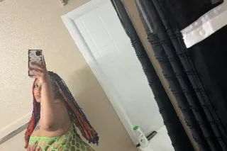 BIG BOOTY 🍑LIGHTSKINNED BEAUTY... - Image 2