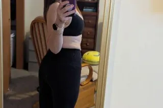 Sexy Sarah wants to Satisfy yo... - Image 4