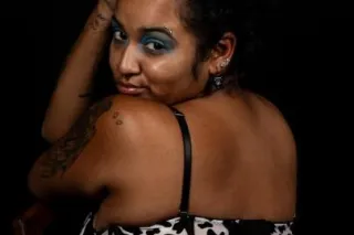 come show this milf some love ... - Image 4