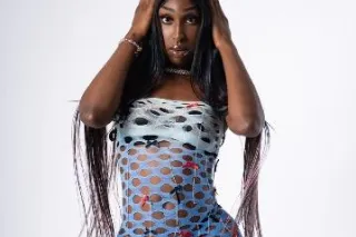 BIG GLO THE BEST IN TOWN - Image 5