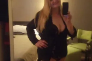 !😛special 60 qv & halfh$100🏈🫧🎉Kiss Me💋😘😋🕶👠60qv100halfh👠 fun to start your day guys!!!🥰😁 - Image 6