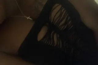 Back in town☺ come over daddy 😋incalls only - Image 5