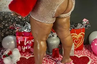 head doctor ready come play wit it 🩷 - Image 5