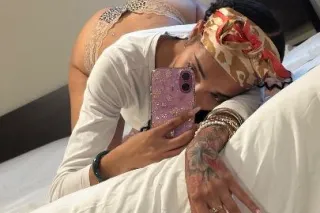 Fun🤏🏻Sized🏾🥰 BUBBLE BUTT🍑THROA... - Image 1