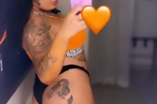 in town for the night - 24 - Image 1