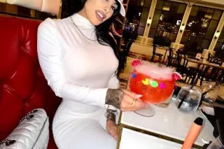 sexy Latina - 28 - Image 2