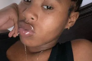 two female special ask for a p... - Image 1