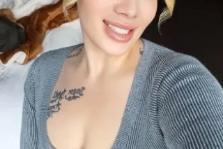 Juicy Blonde here NOW💋 duos 👯♀... - Image 2