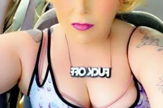 2 new Dommes and their Mom - 4... - Image 4