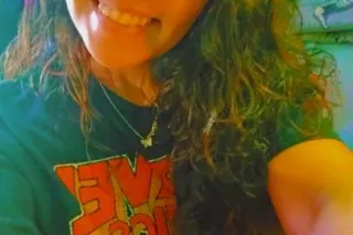 Wet and wild squirter - 28 - Image 3