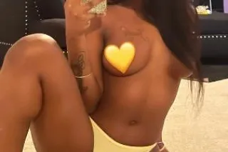 LATE NIGHT SNACK SPECIAL 🍫🍫💋 I... - Image 2