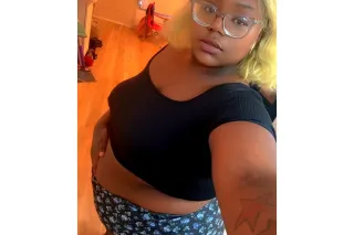 OUTCALLS💕Pull up in a skirt da... - Image 2