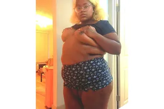 OUTCALLS💕Pull up in a skirt da... - Image 4