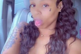 PRETTY PUSSY 😩💕 - 24 - Image 3