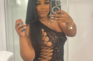 THICK & SENSUAL GODDESS💋🍑💦 Sat... - Image 3