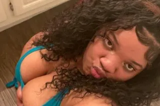 QV/HHR SPECIALS✨✨ CUM SEE ME🥰😜... - Image 1