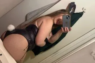 Cum & Play with Everyones FAVORITE redhead babe 😋💋 - Image 5