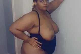 BBW SQUIRTER - Image 6