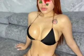 Latina Mamadora 💦 Explosives L... - Image 1