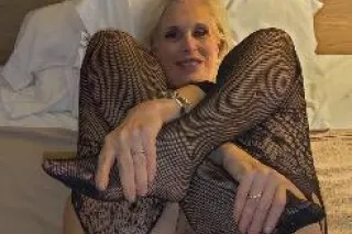 White American Female Mature S... - Image 3