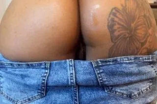 Karmen K 💦 wet, tight and read... - Image 4