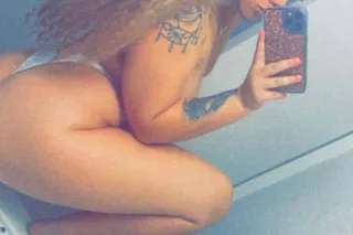 Weekend Specials ( Tap In 💕👅 ) - Image 5