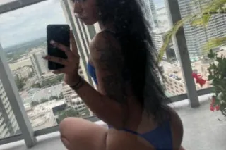 Blasian Barbie 👑 - Image 6