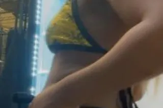 THE BADDEST IN THE ROOM💚 - Image 1