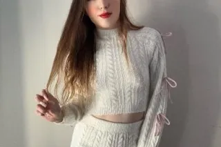 READ AD READ AD!!! Green Eyed Baddie Visiting - Image 3