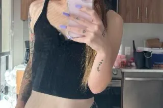 READ AD READ AD!!! Green Eyed Baddie Visiting - Image 4