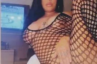 HELLO DADDY I'M AVAILABLE NOW🥰... - Image 1