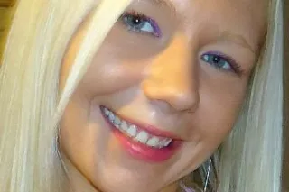 TINY SEXY KELLI REAL PICS& BLO... - Image 2