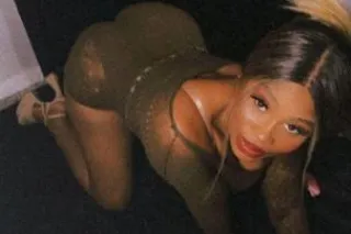 💋2 Amazing Beautys 🥰 Every Man... - Image 2