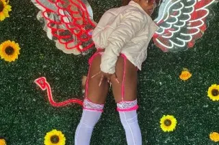 💋2 Amazing Beautys 🥰 Every Mans Fantasy🤫 😜 💦💦 - Image 5