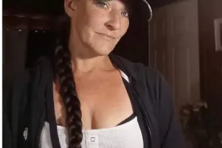 ❤ Come relax with Stephanie and Riley ❤ - Image 9