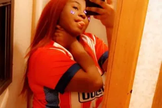 INCALL ONLY - 22 - Image 1