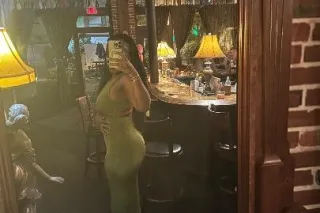 OUT CALLS ONLY AT HOTELS MOTEL... - Image 1