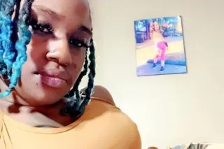 black chick vs white bunny 🍭💦😜... - Image 1