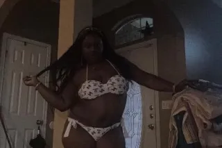 $250 🌹Roses & Up *** HIGH Class SexXy*** SheXuaL ChocolaTe KiSSeS 🍫SENSATIONAL BoDY****FuN SiZe 😘💋 - Image 2