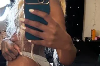 upscale ! PRETTY ❤🫦 WORTH EVER... - Image 1