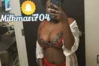 💙💦 Young sexy Ebony💞Curvyy Ass... - Image 4