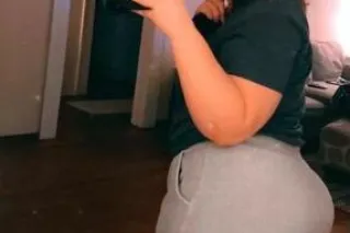 RAYNHAM Blonde 🙋🏼 seductive 👠 ... - Image 3