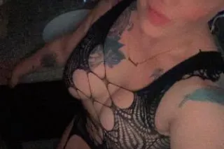 Tasty Barbie😍BEST HEAD IN TOWN... - Image 2