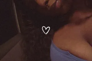 Looking for a rich african black man preferbly from jamaica w a big yea - Image 5