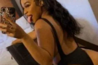 Shayla...passing through here ... - Image 2